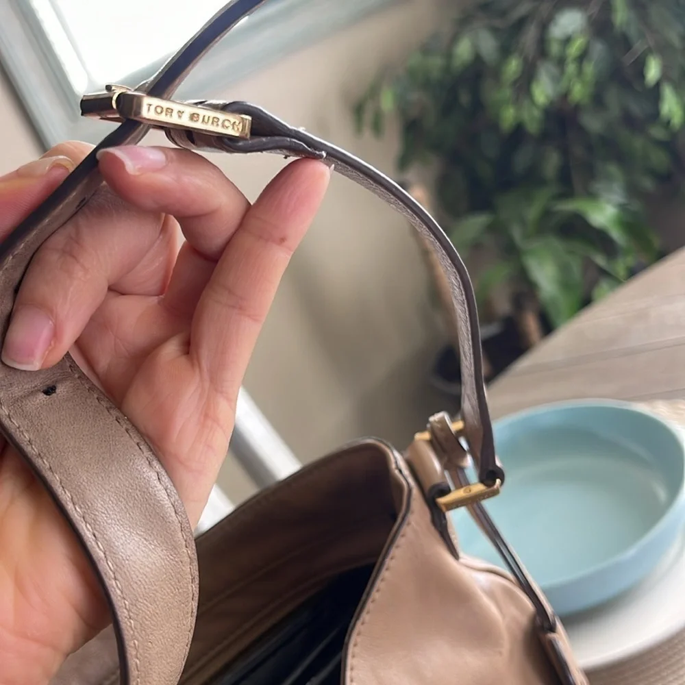 Vintage Tory Burch soft leather shoulder bag